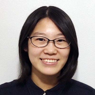 WEB制作のスタッフ